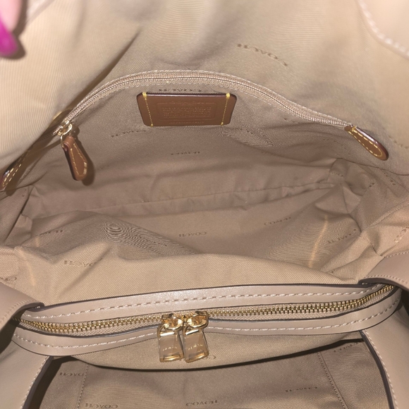 Coach C9078 Dalton 31 With Coach Badge Taupe Jacquard & Leather Shoulder Bag NWT - Picture 13 of 16